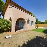 Villa Tous Commerces 3km Des Plages Fréjus