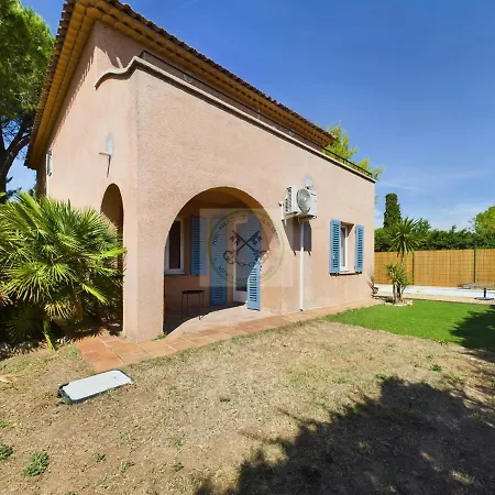 Villa 4 Avec Piscine Frejus